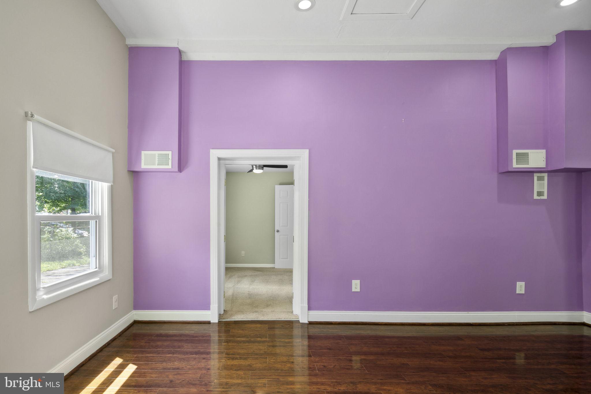 3424 SPRING DRIVE