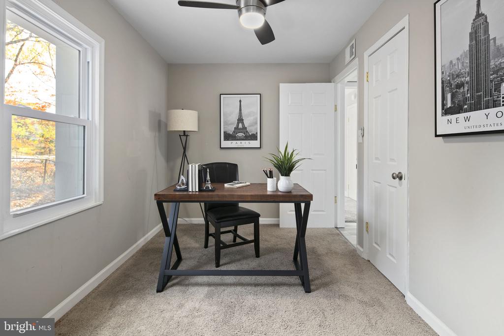 3424 SPRING DRIVE