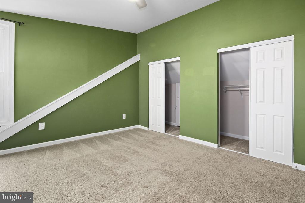 3424 SPRING DRIVE