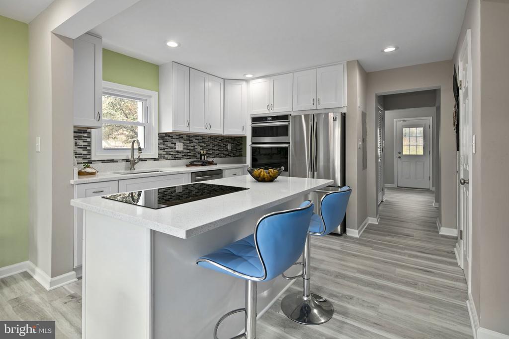 3424 SPRING DRIVE