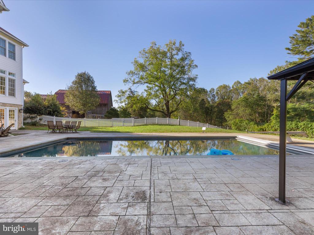 6500 CLIFTON ROAD