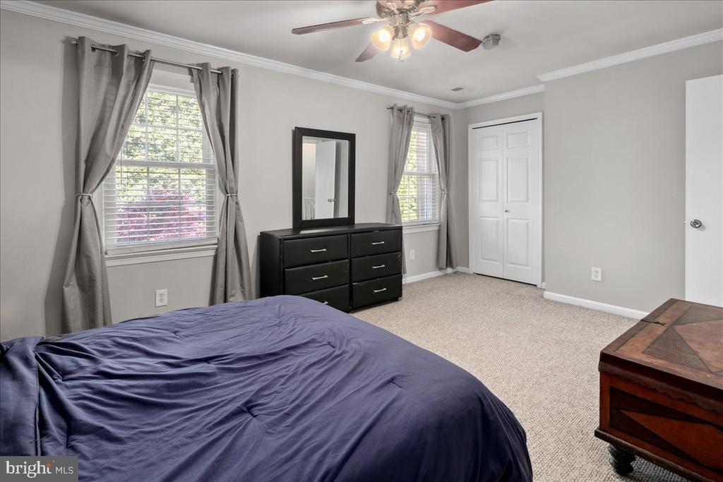 9623 BLAKE LANE