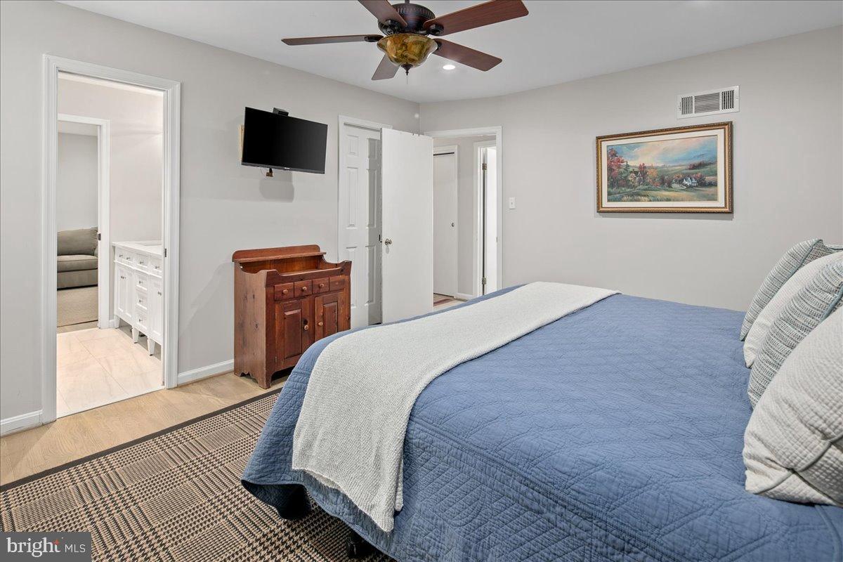 12421 HENDERSON ROAD