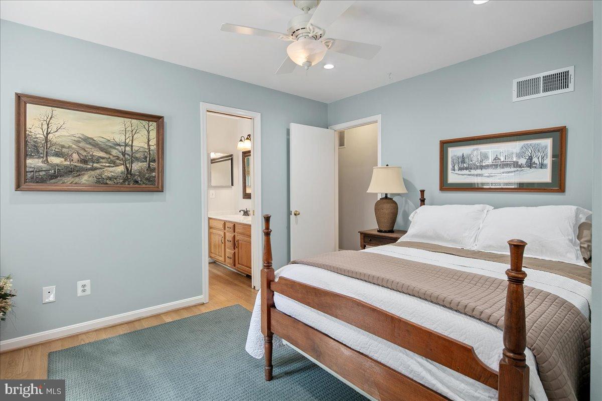 12421 HENDERSON ROAD