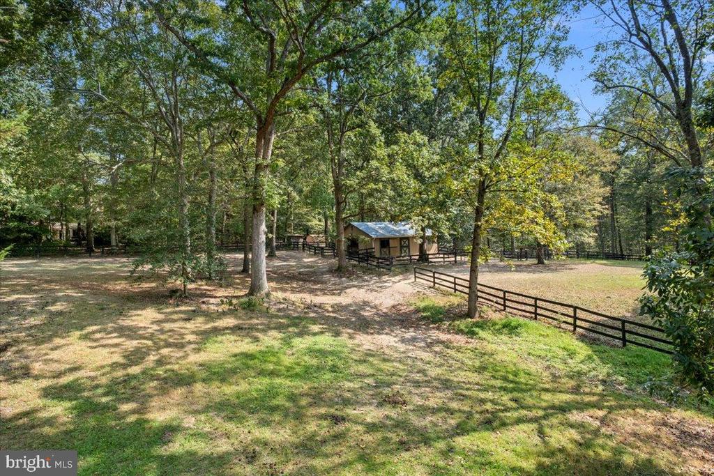 12421 HENDERSON ROAD