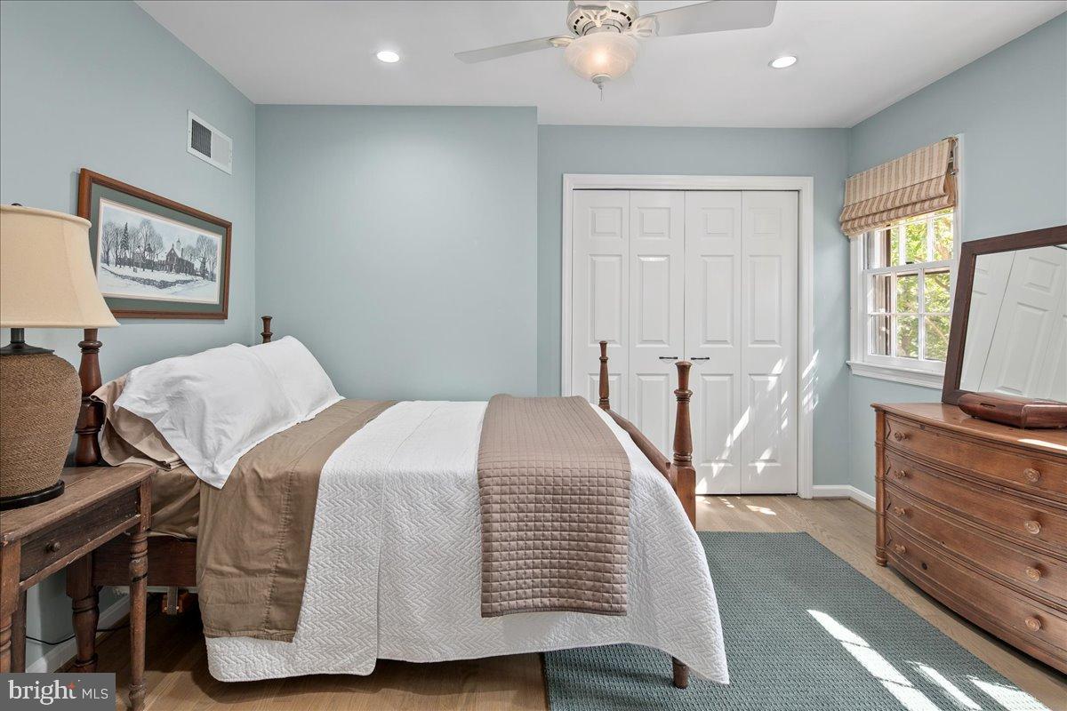 12421 HENDERSON ROAD