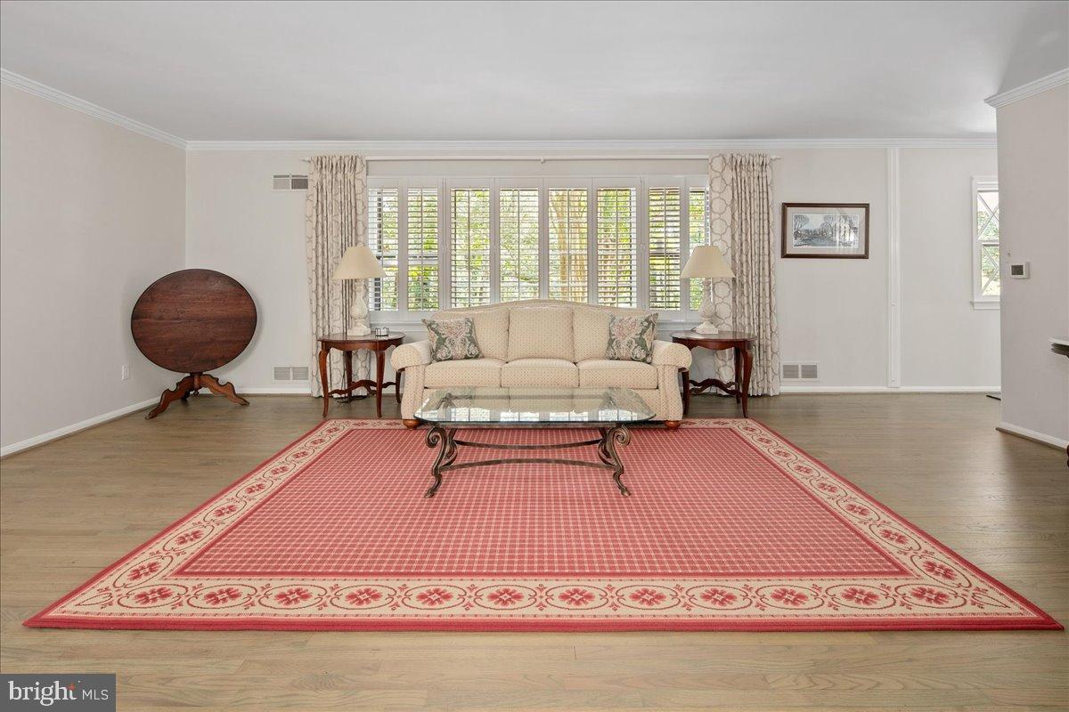 12421 HENDERSON ROAD