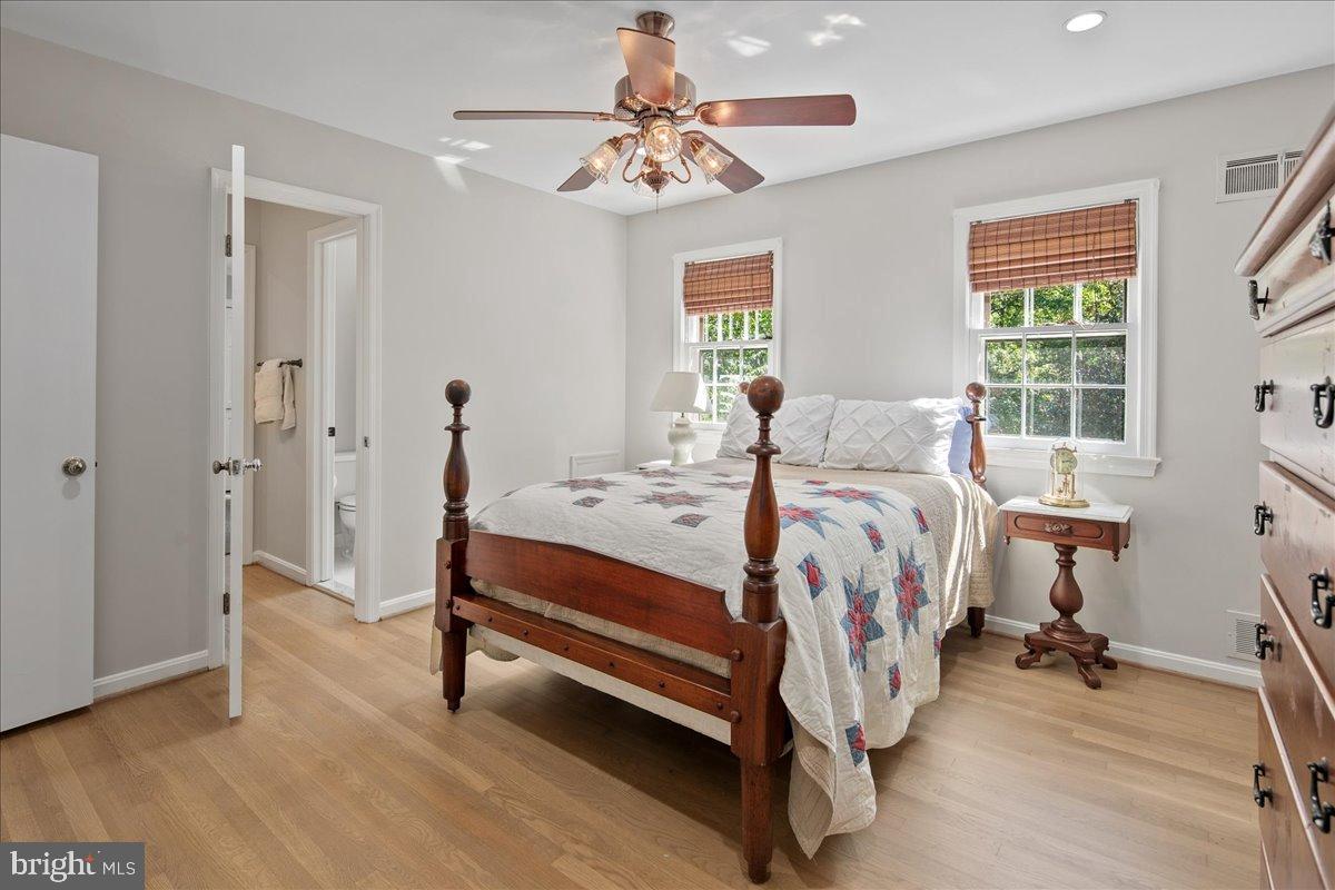 12421 HENDERSON ROAD