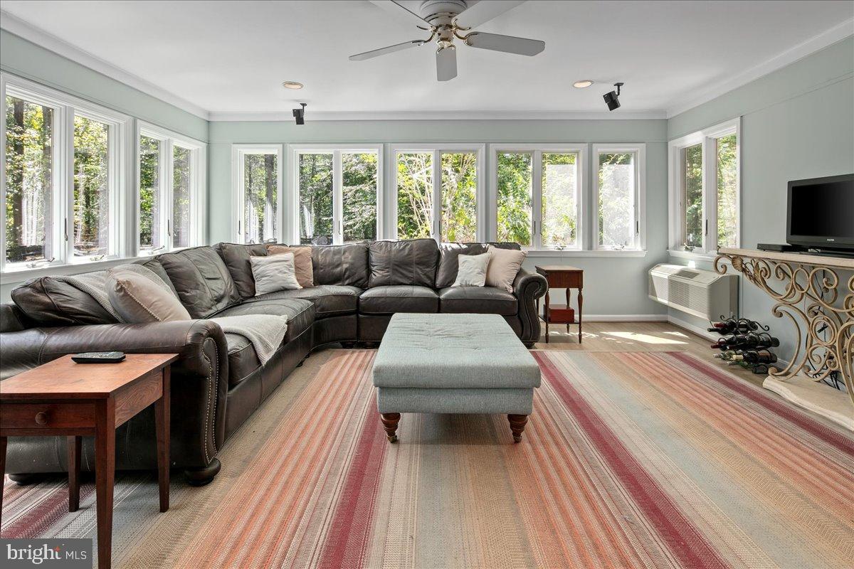 12421 HENDERSON ROAD