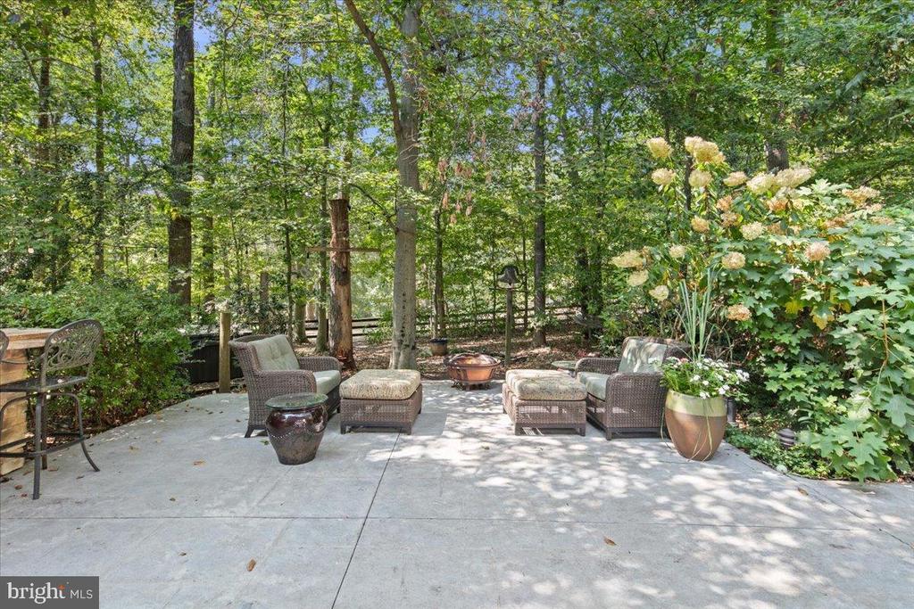 12421 HENDERSON ROAD