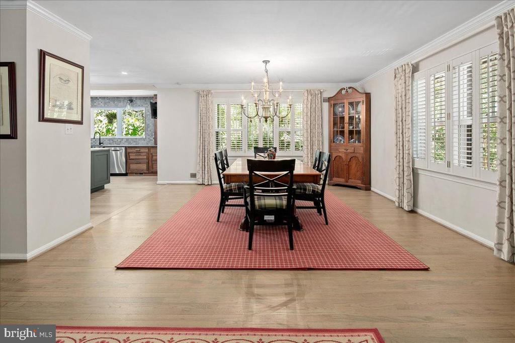 12421 HENDERSON ROAD