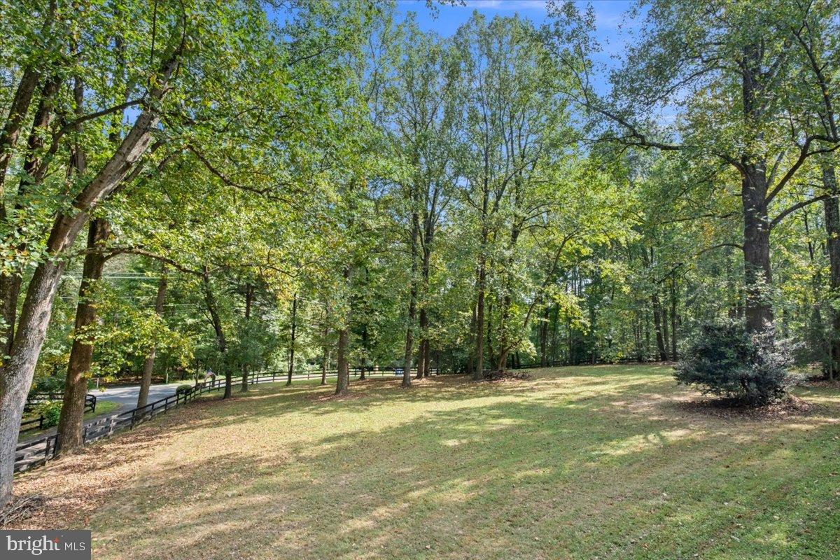 12421 HENDERSON ROAD