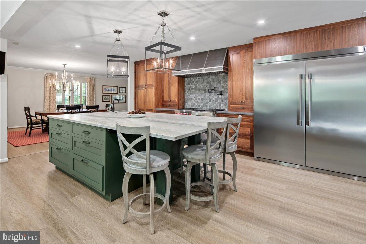 12421 HENDERSON ROAD