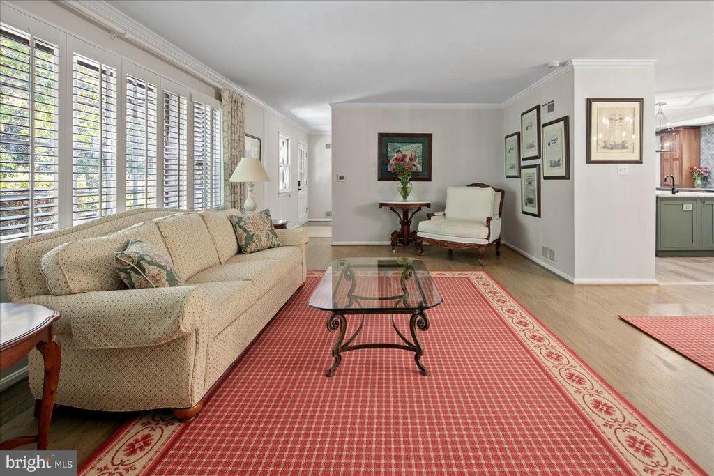 12421 HENDERSON ROAD