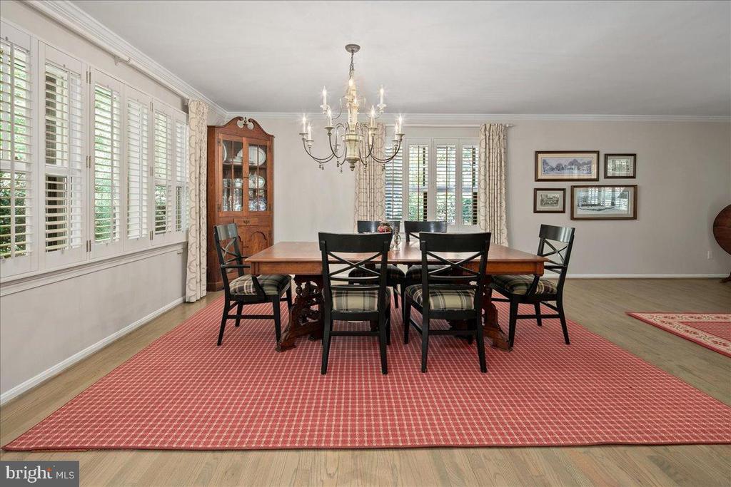12421 HENDERSON ROAD