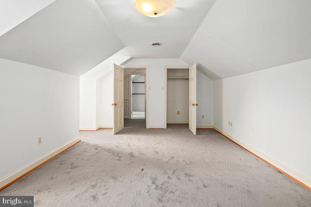 7308 BLUE DAN LANE