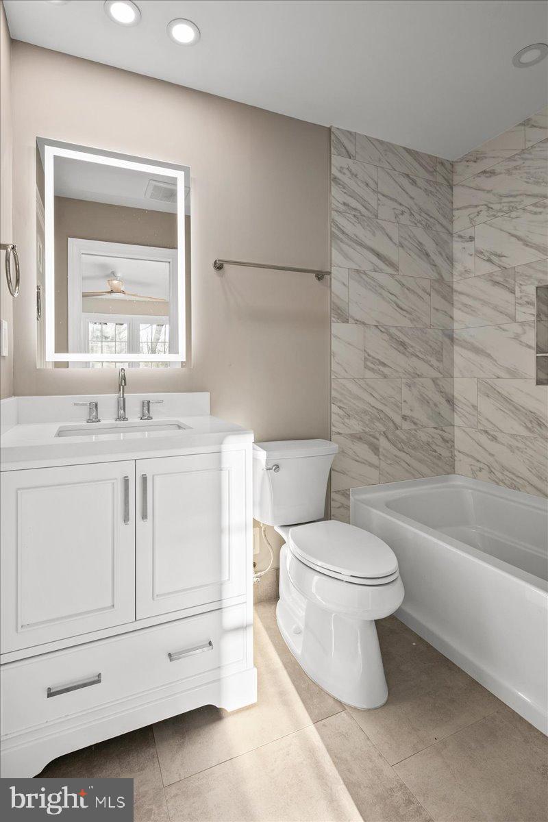 353 GALLOP WOOD PLACE