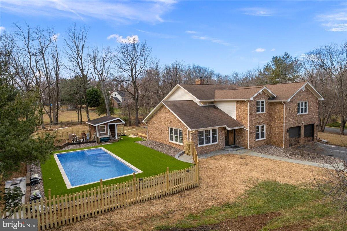 353 GALLOP WOOD PLACE