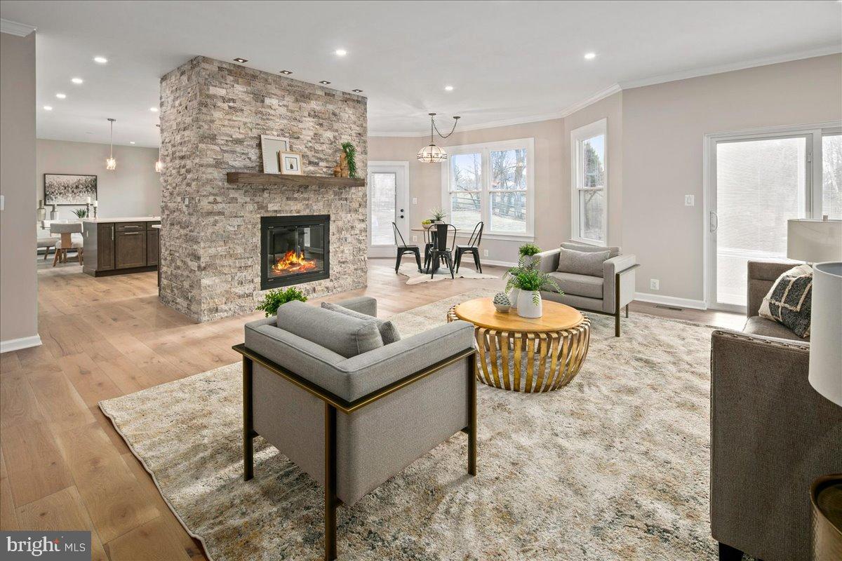 353 GALLOP WOOD PLACE