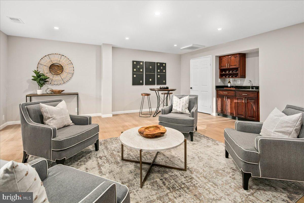 353 GALLOP WOOD PLACE