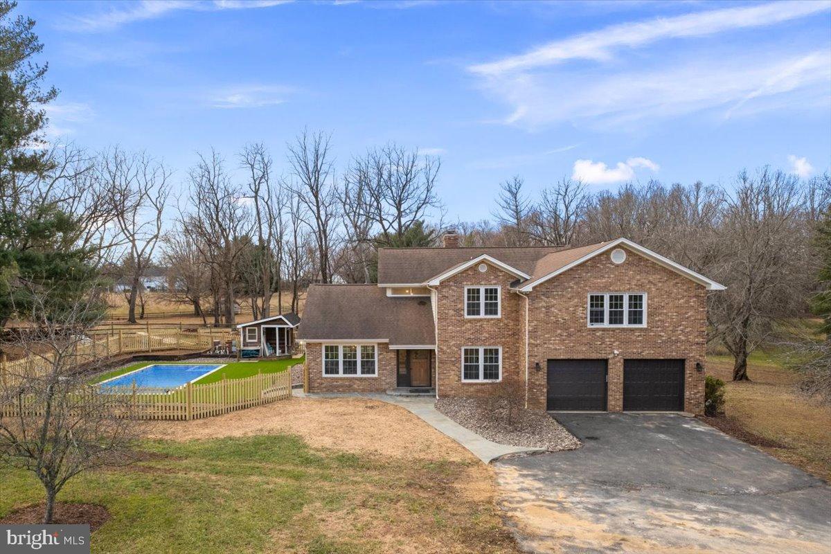 353 GALLOP WOOD PLACE