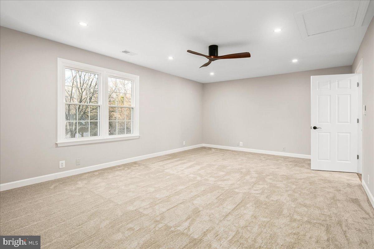 353 GALLOP WOOD PLACE