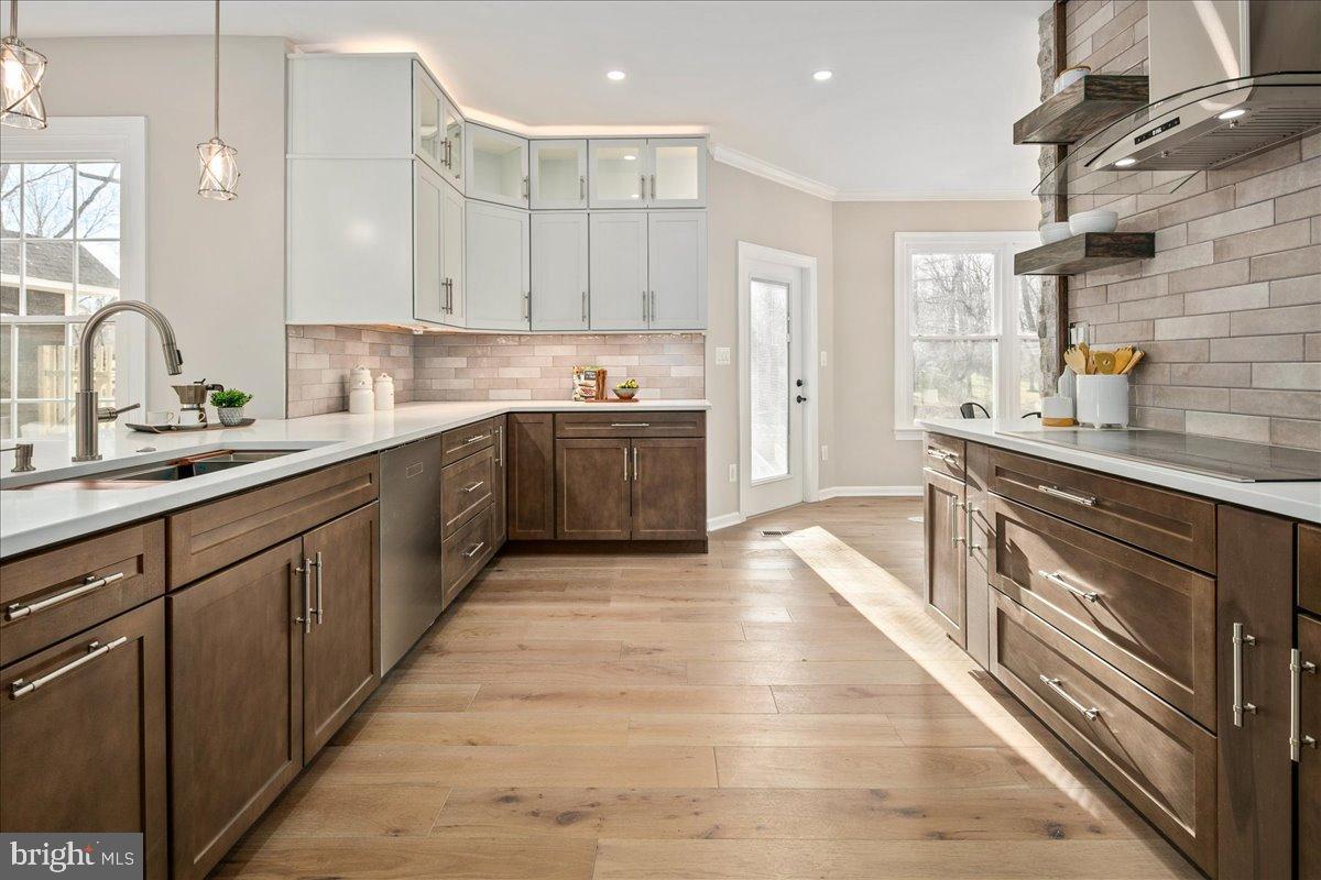 353 GALLOP WOOD PLACE