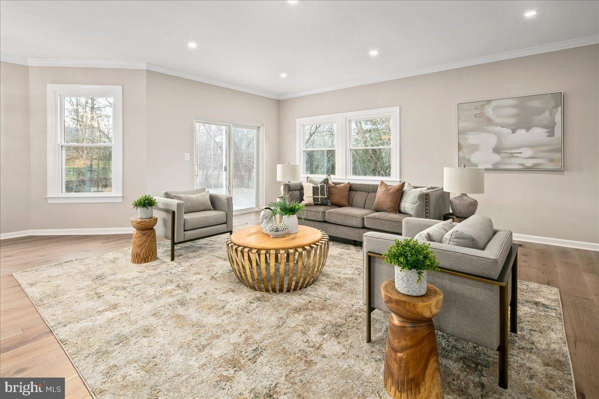 353 GALLOP WOOD PLACE