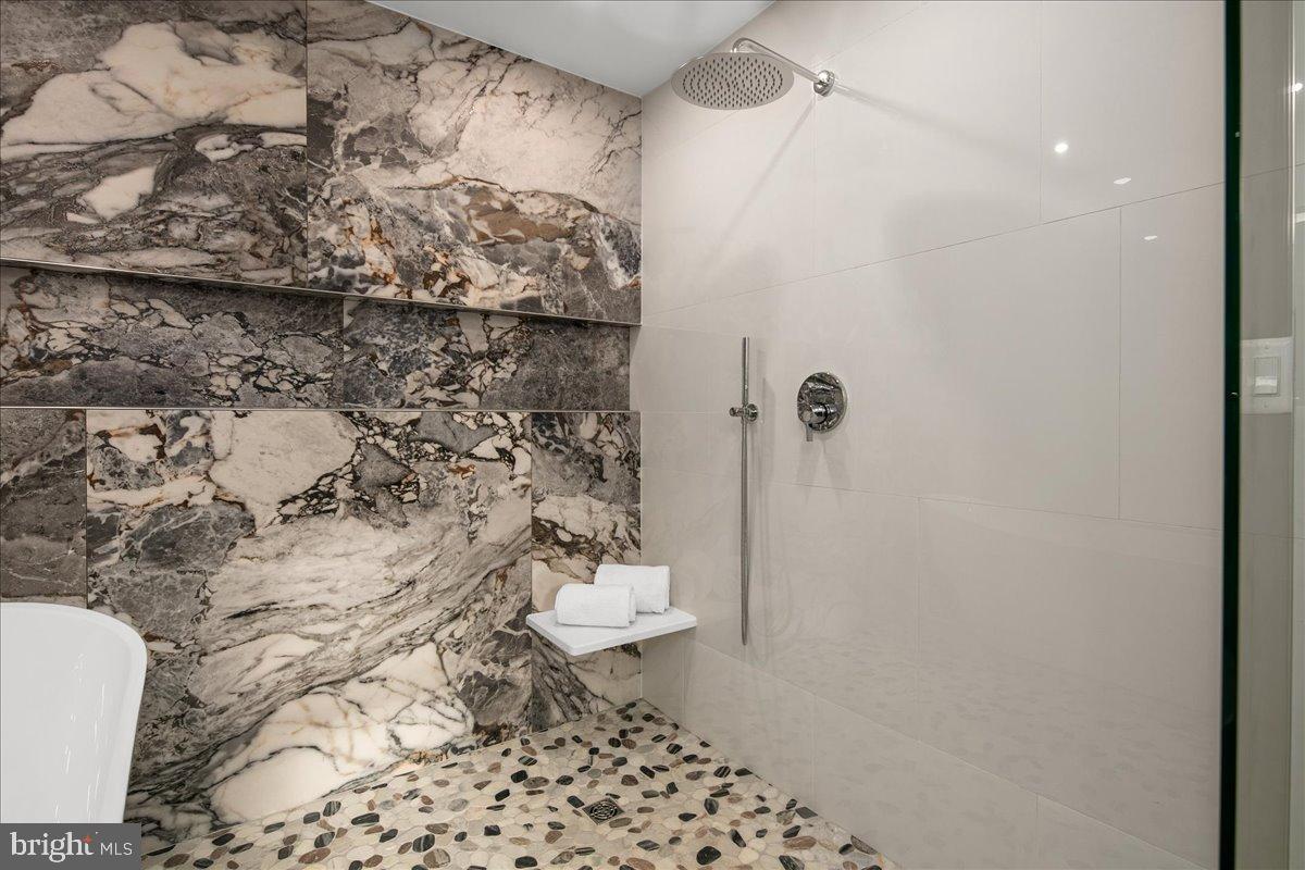 353 GALLOP WOOD PLACE