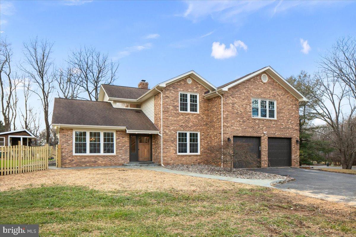 353 GALLOP WOOD PLACE