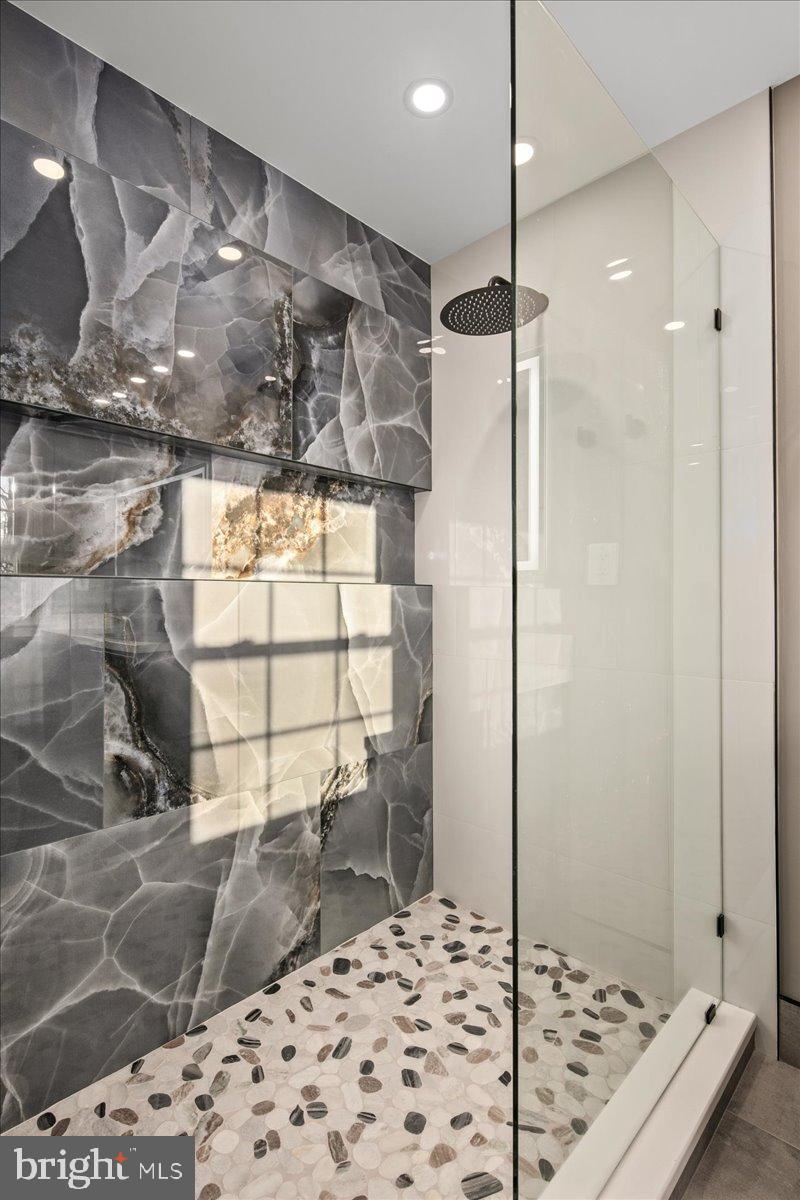 353 GALLOP WOOD PLACE