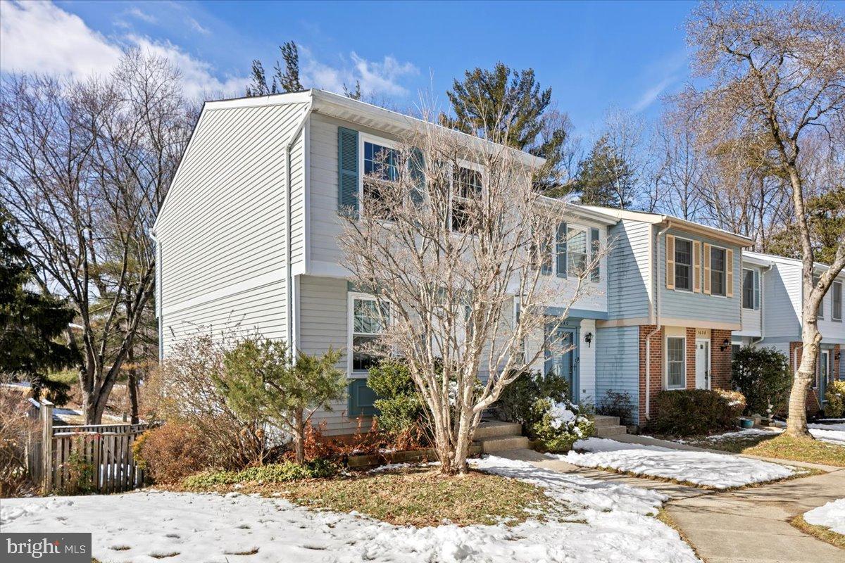 1642 HARVEST GREEN COURT