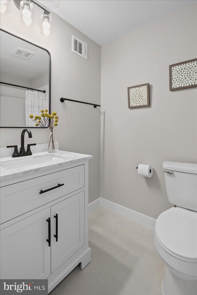 2872 SUTTON OAKS LANE