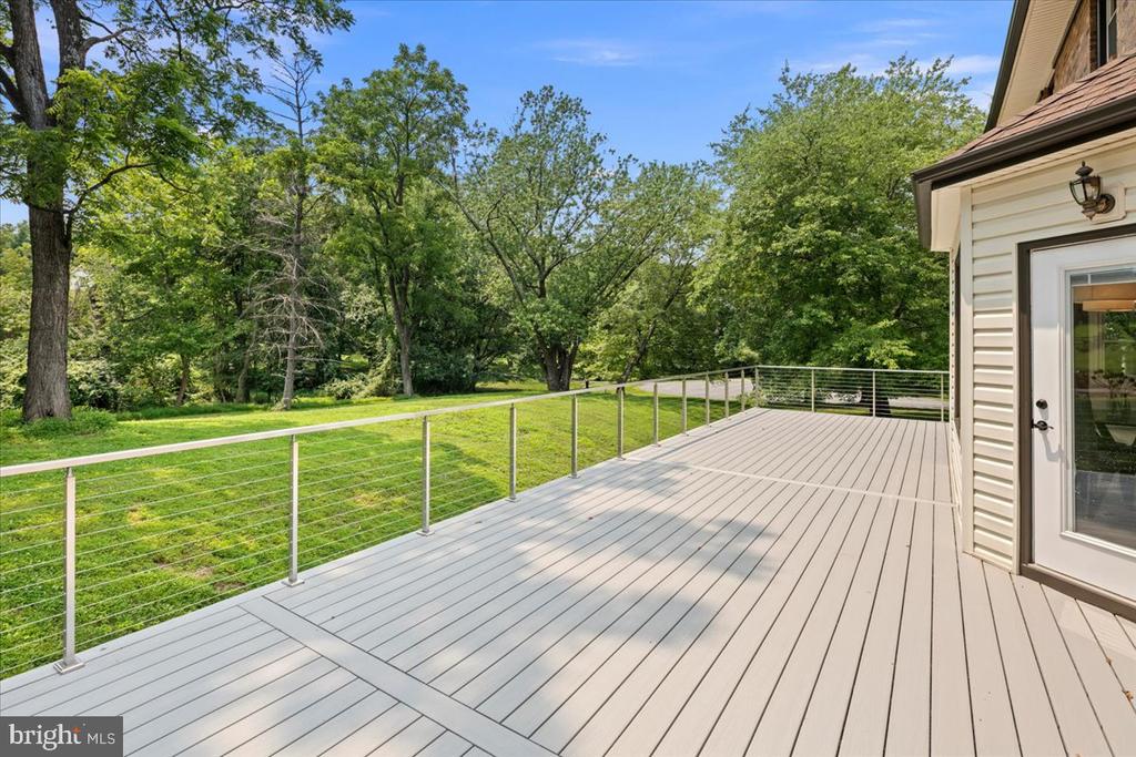 353 GALLOP WOOD PLACE