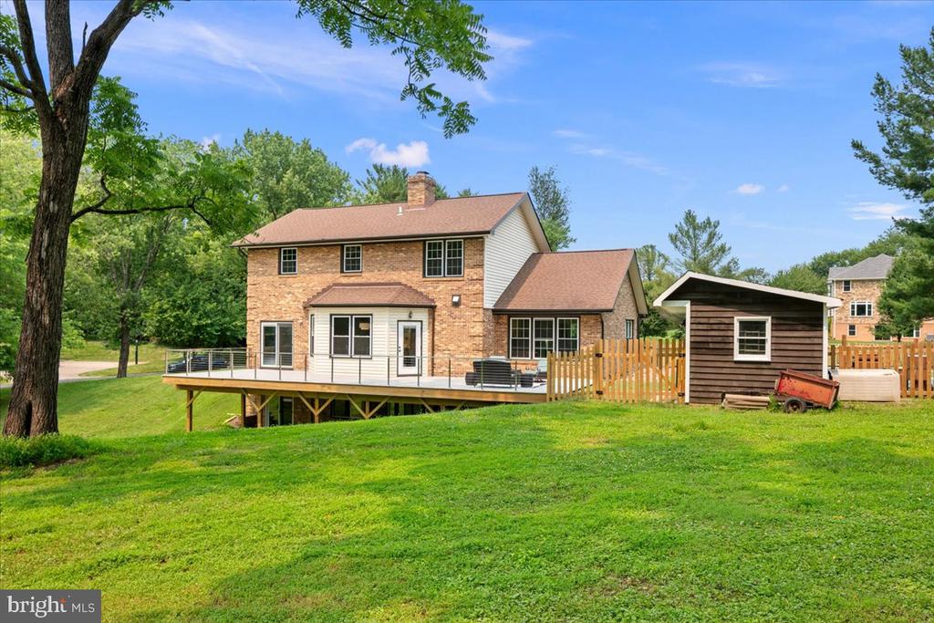 353 GALLOP WOOD PLACE