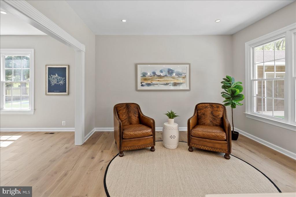 353 GALLOP WOOD PLACE
