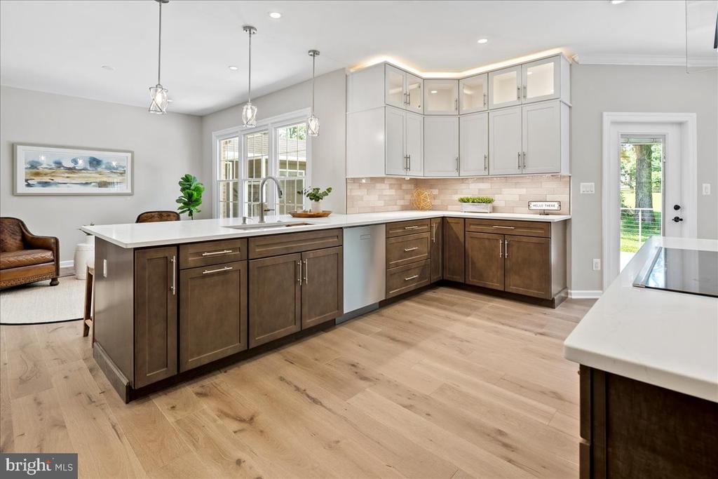 353 GALLOP WOOD PLACE