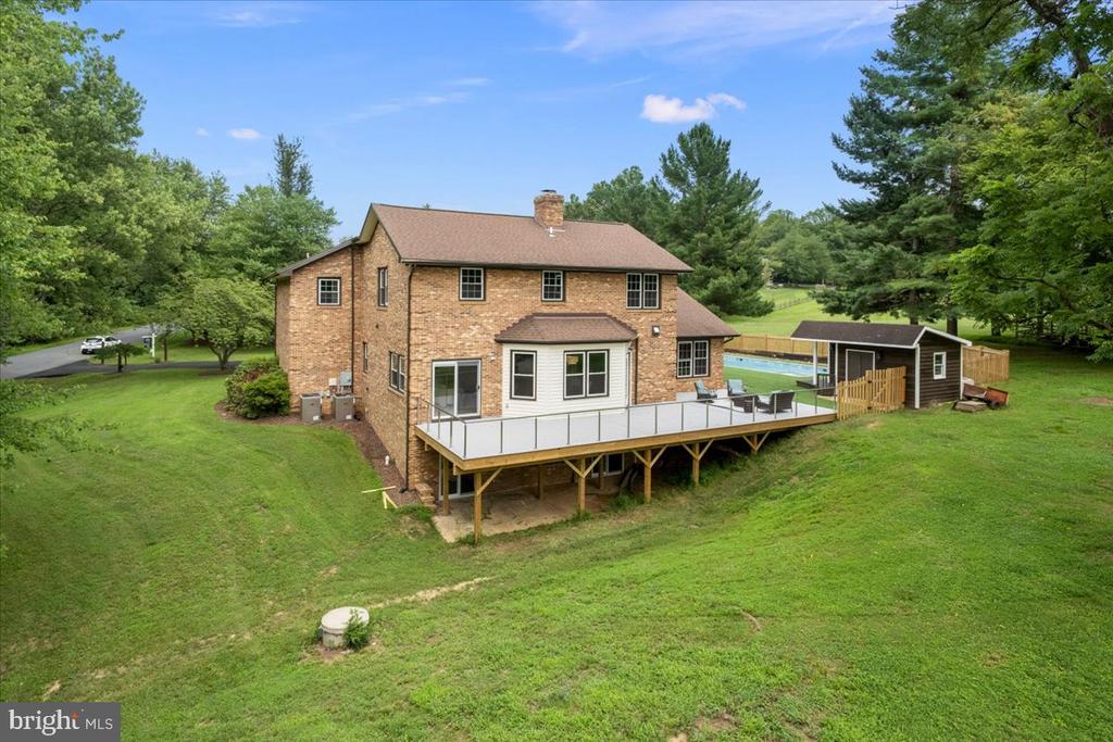 353 GALLOP WOOD PLACE