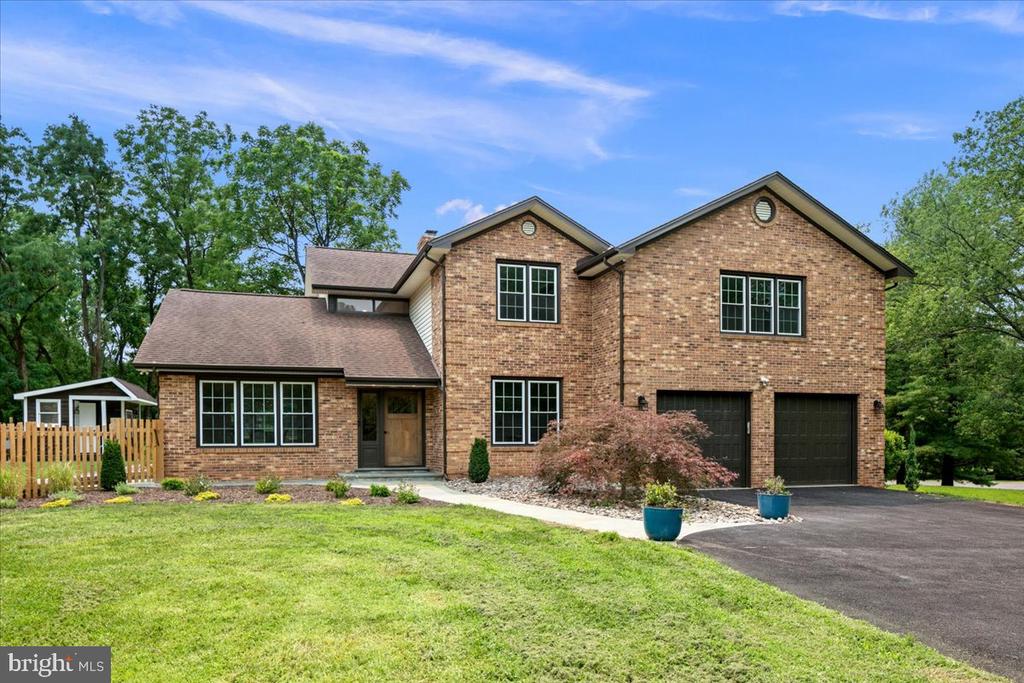 353 GALLOP WOOD PLACE