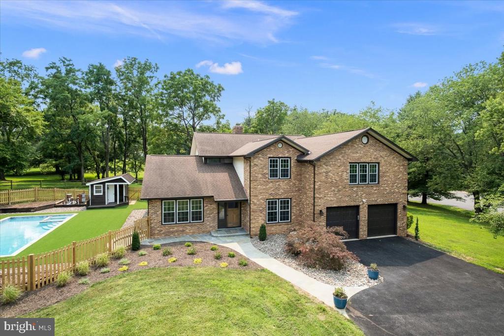 353 GALLOP WOOD PLACE