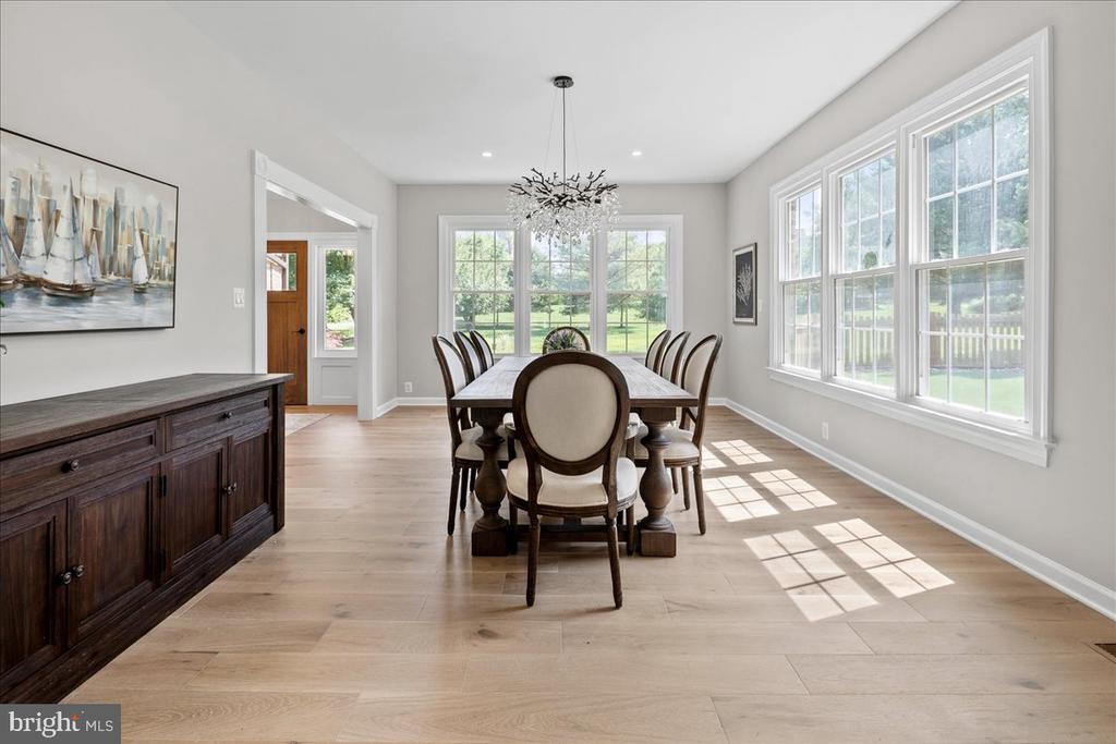 353 GALLOP WOOD PLACE