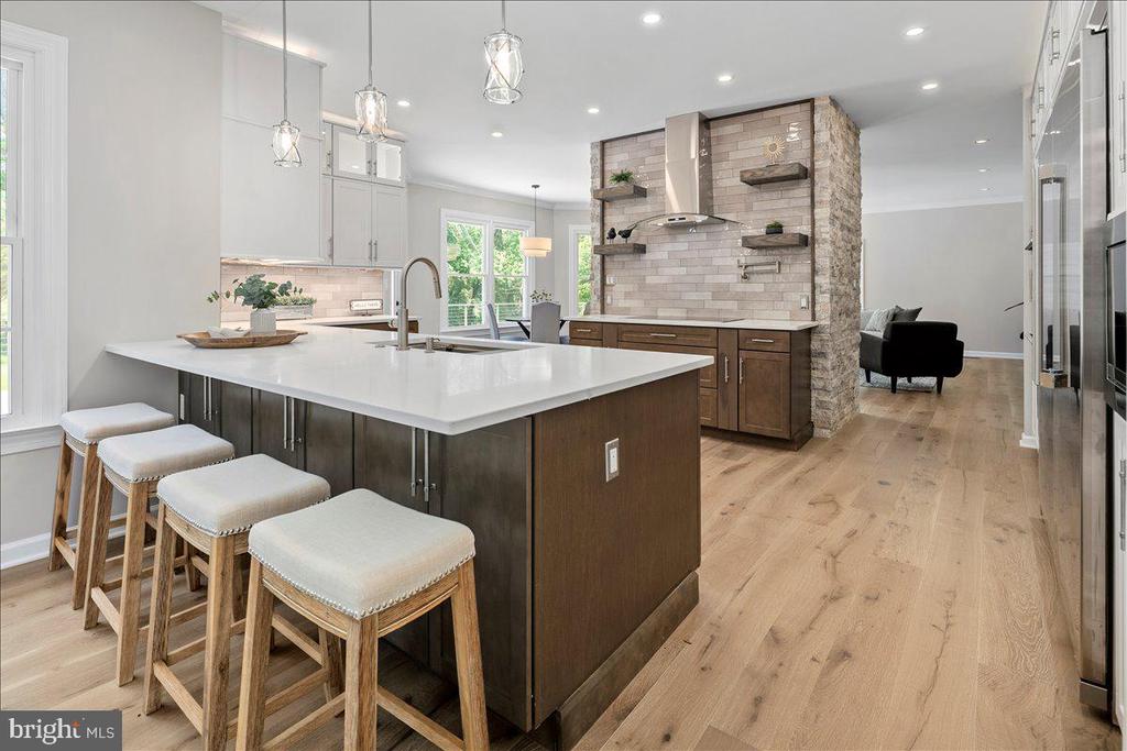 353 GALLOP WOOD PLACE