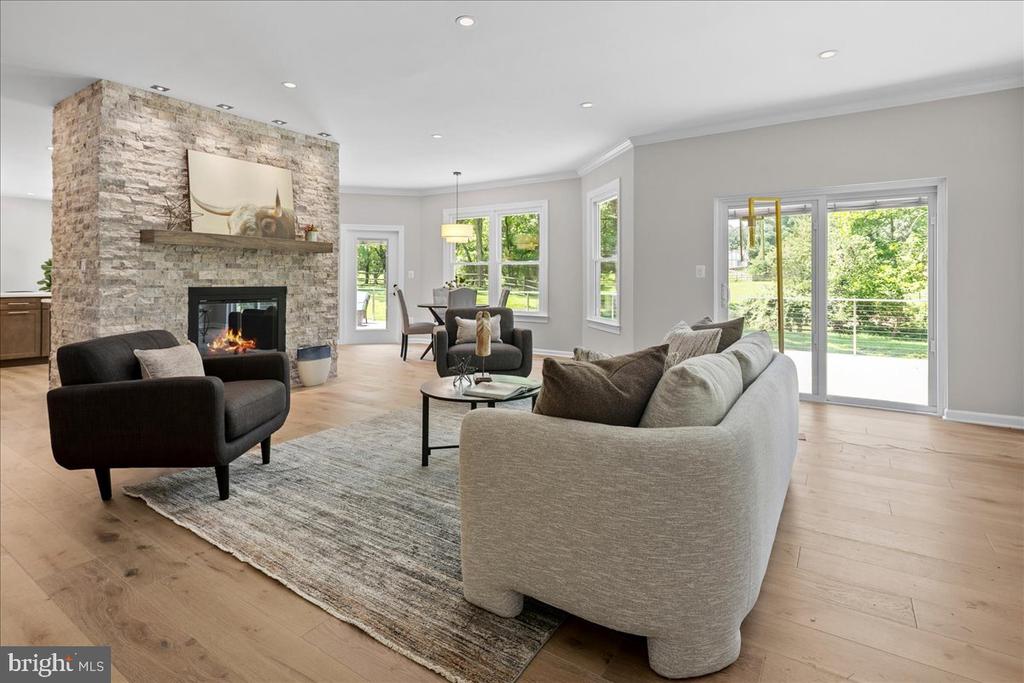 353 GALLOP WOOD PLACE