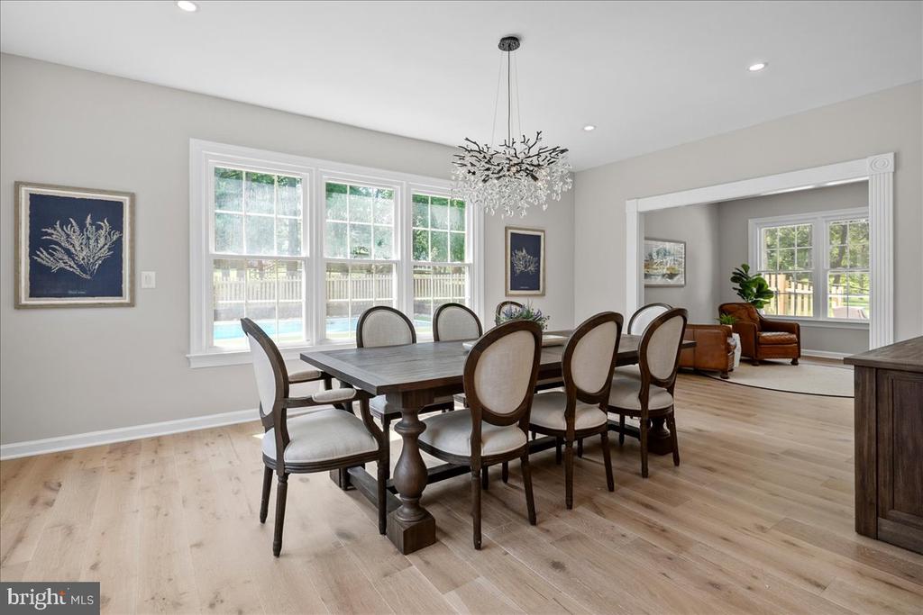 353 GALLOP WOOD PLACE