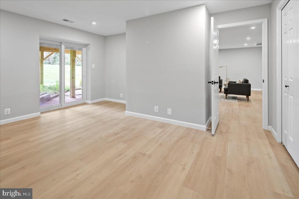 353 GALLOP WOOD PLACE