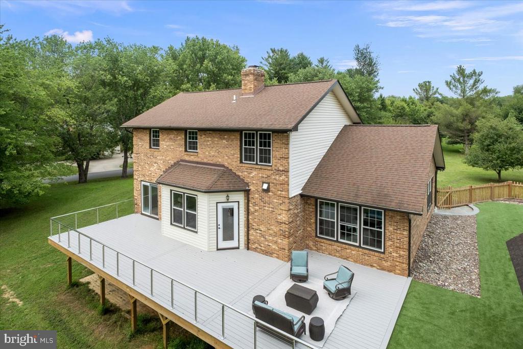 353 GALLOP WOOD PLACE