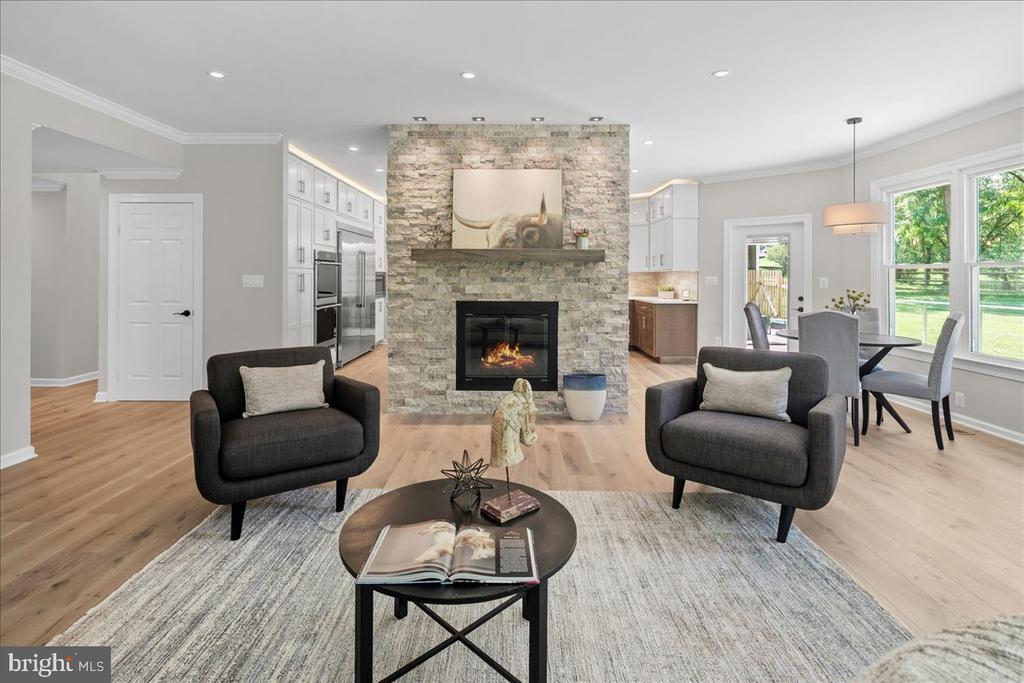 353 GALLOP WOOD PLACE