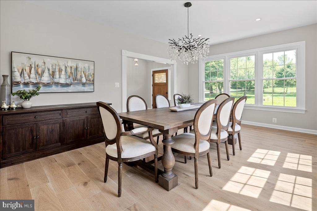 353 GALLOP WOOD PLACE