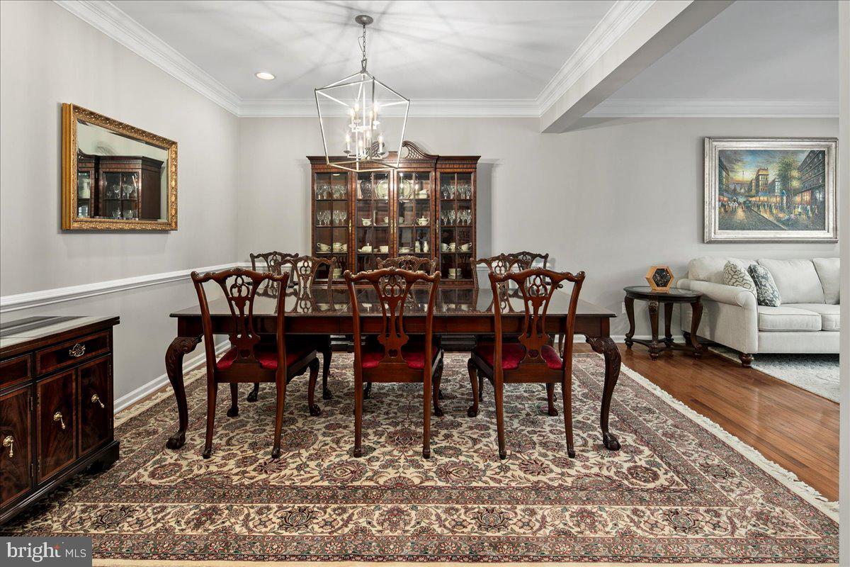 19595 ASPENDALE SQUARE