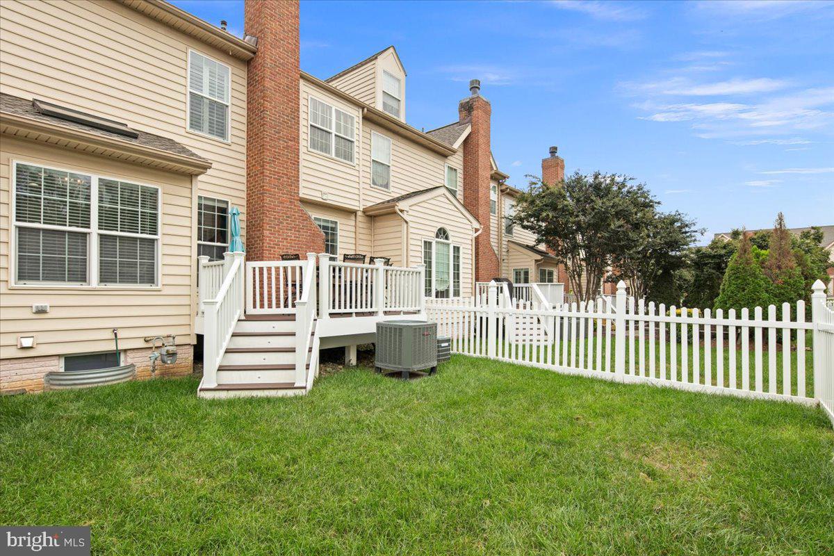 19595 ASPENDALE SQUARE